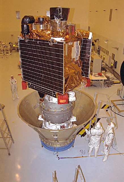 Space History Photo: Mars Global Surveyor Spacecraft